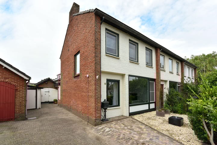 Foto 5 van Nicolaas van der Steenstraat 8