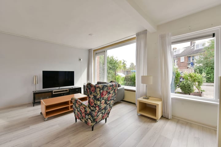 Foto 10 van Nicolaas van der Steenstraat 8