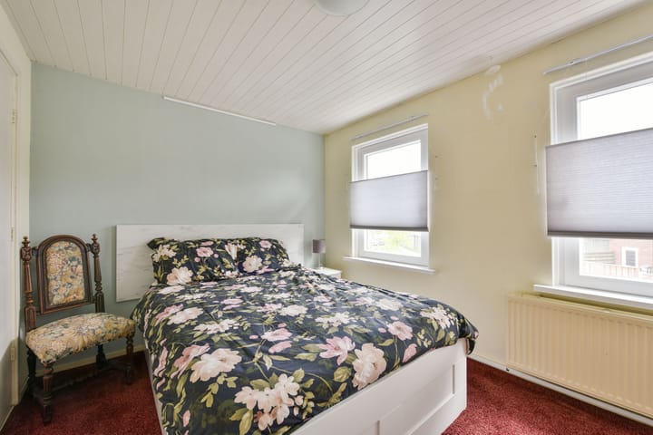 Foto 12 van Nicolaas van der Steenstraat 8