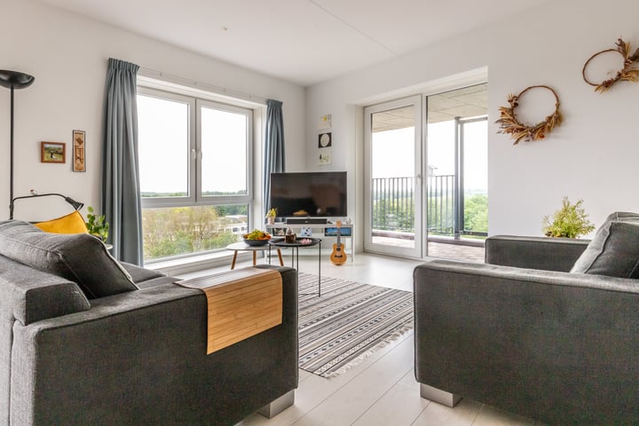Bekijk foto 2 van Pretoriadreef 32