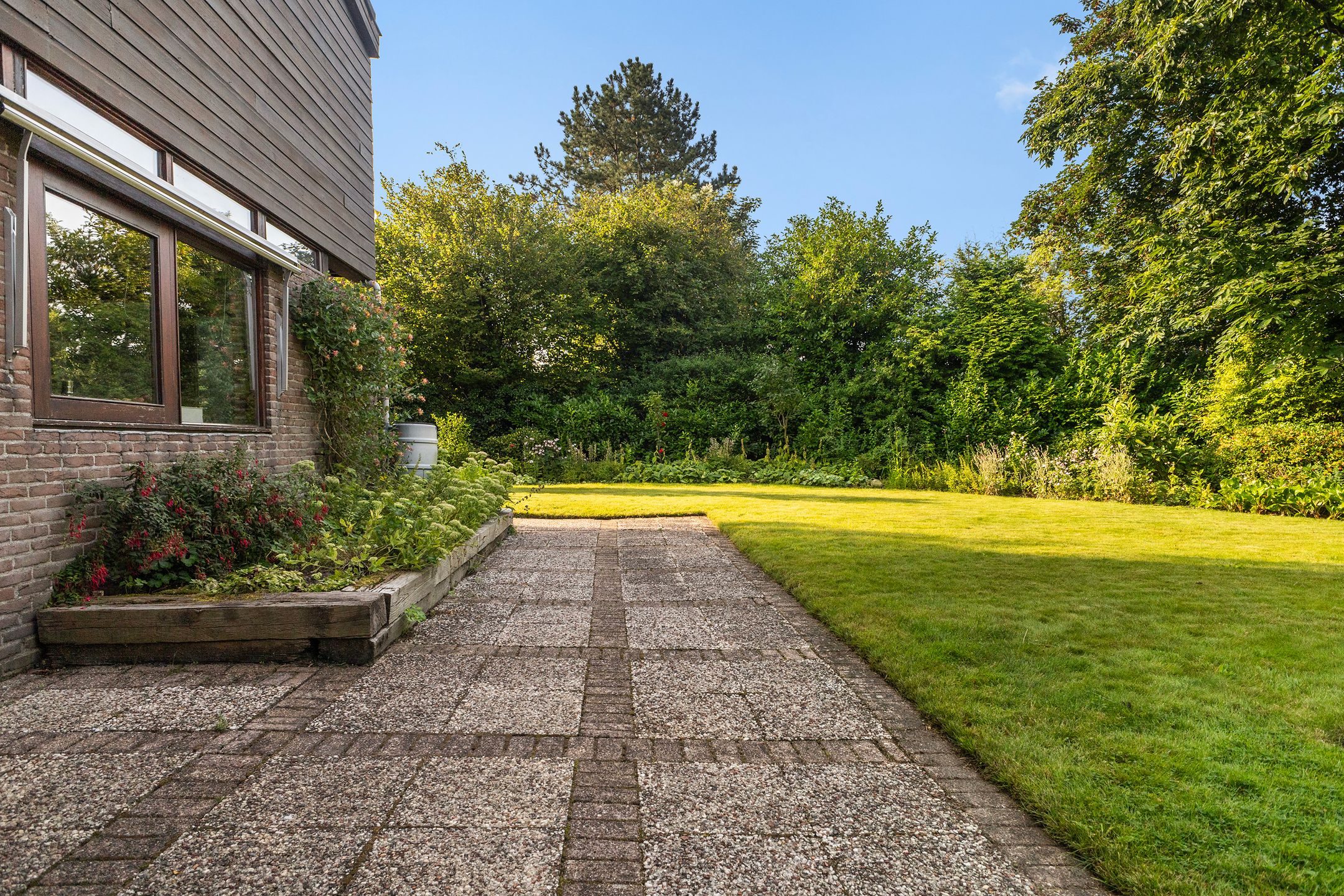 Foto 24 van Notaris Straatsmawei 3