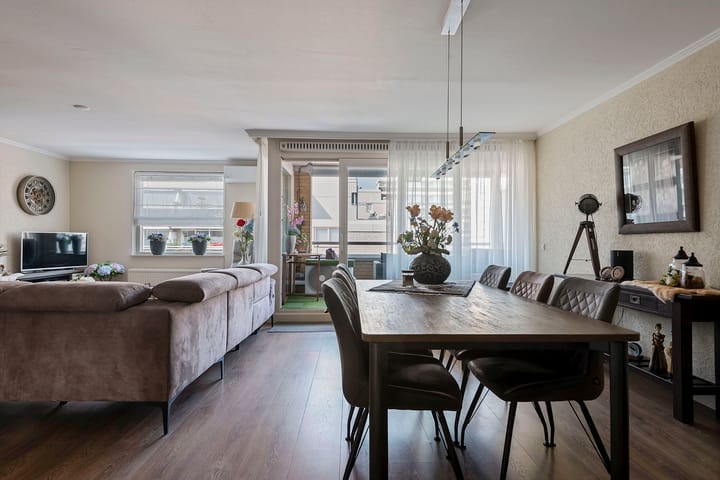 Foto 8 van Parallel Boulevard 162