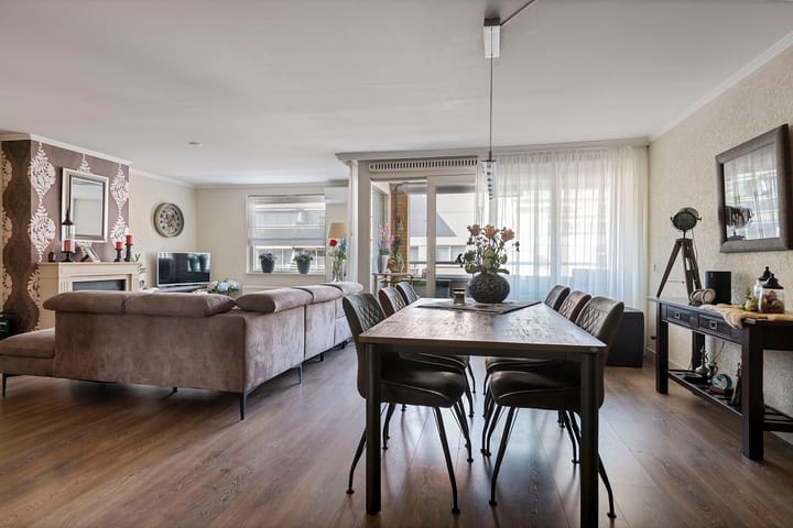 Foto 17 van Parallel Boulevard 162