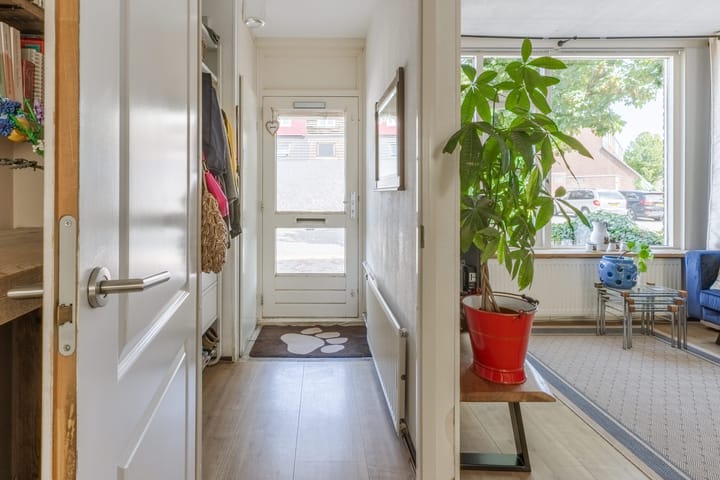 Foto 7 van Bredaweg 36