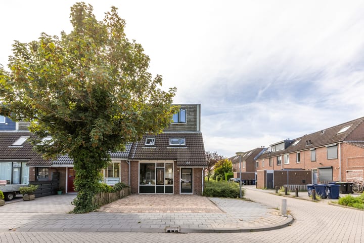 Foto 36 van Bredaweg 36