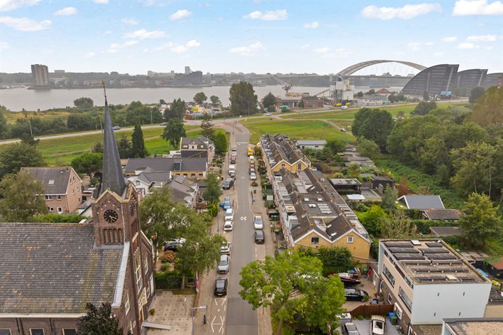 Bekijk foto 4 van IJsselmondselaan 247