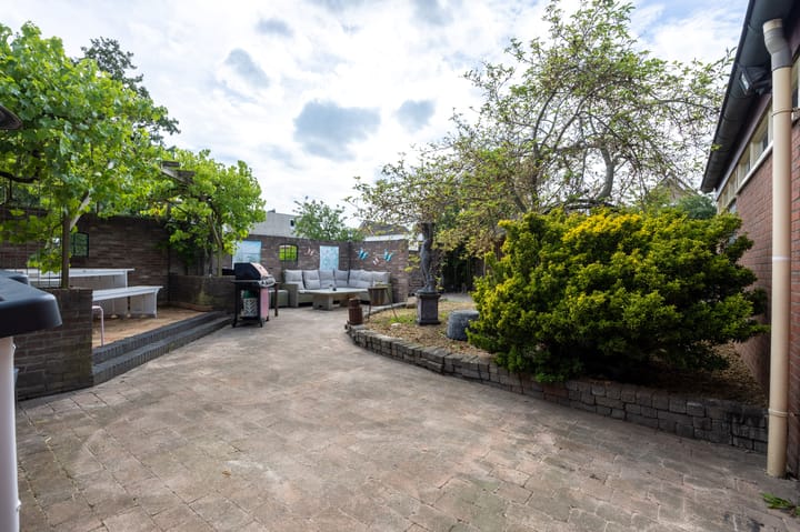 Foto 2 van Stationsweg 10