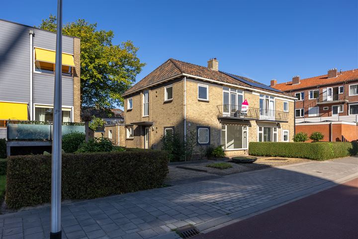 Bekijk foto 49 van Valeriusstraat 108