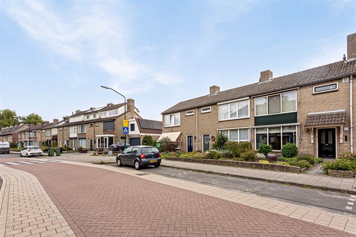 Bekijk foto 3 van Otterweg 12