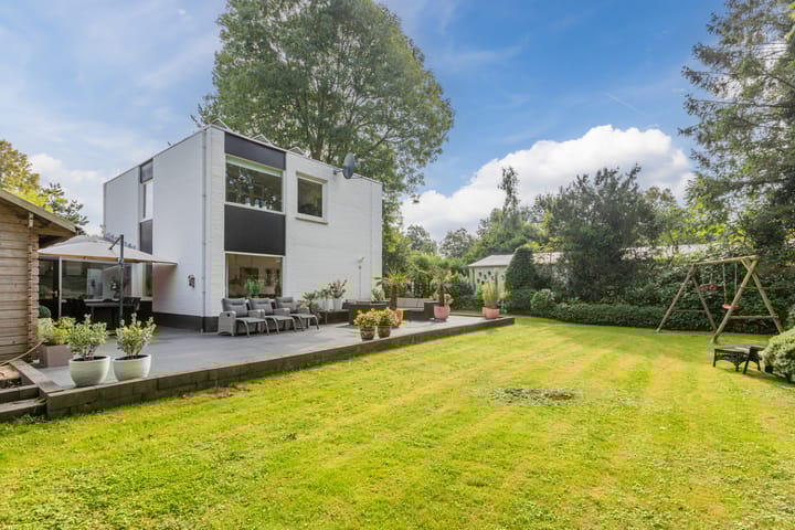 Foto 1 van Stresemann-Nes 19