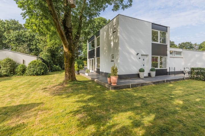 Foto 44 van Stresemann-Nes 19