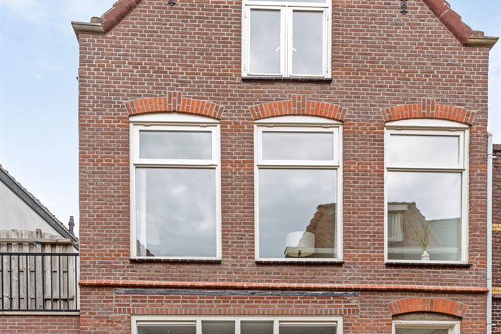 View photo 4 of Stuartstraat 68