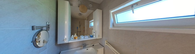 Bekijk 360° foto van Badkamer van Wedderweg 11