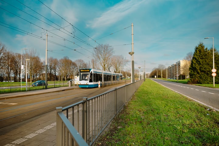 Bekijk foto 30 van S. F. van Ossstraat 104