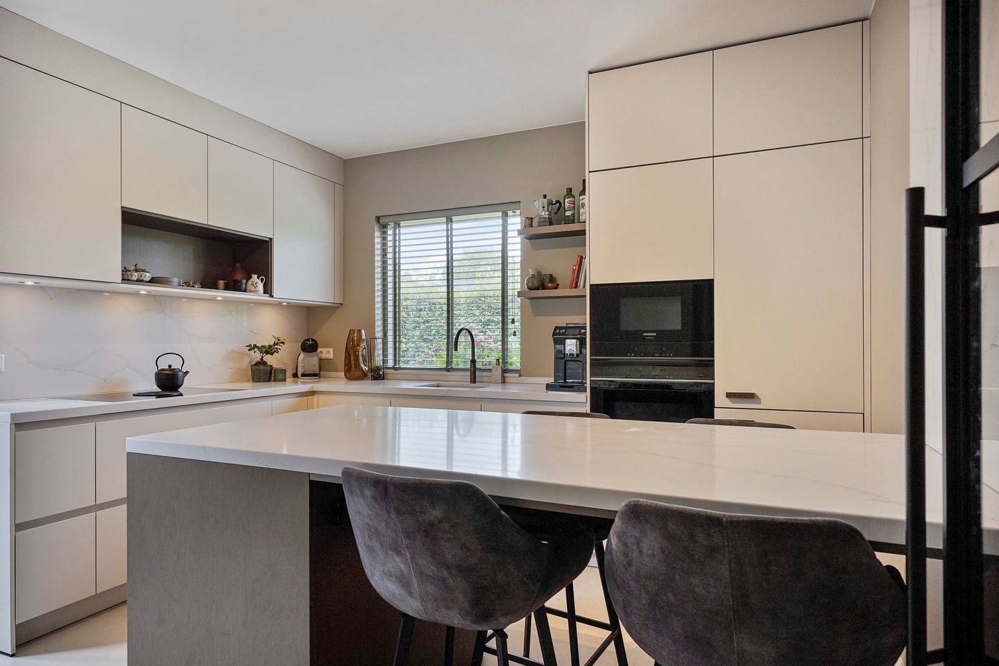 Foto 10 van Massenetlaan 30