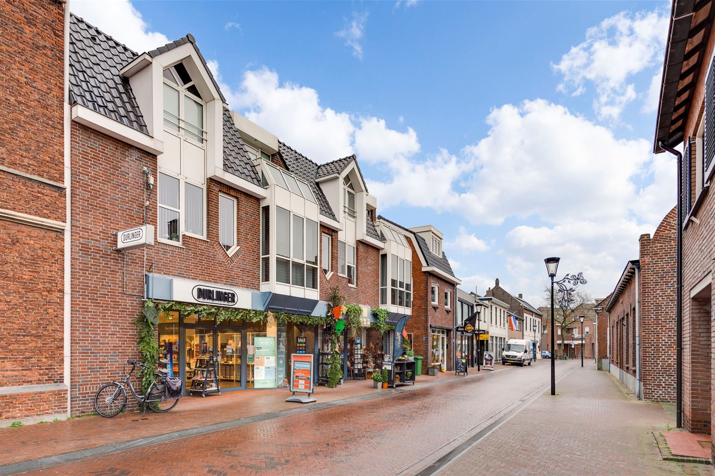 Bekijk foto 1 van Kerkstraat 32