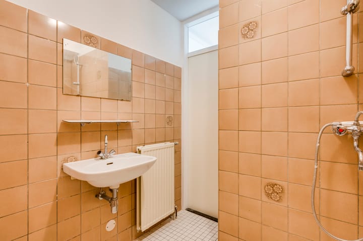 Photo 18 of Dorpstraat 14-E