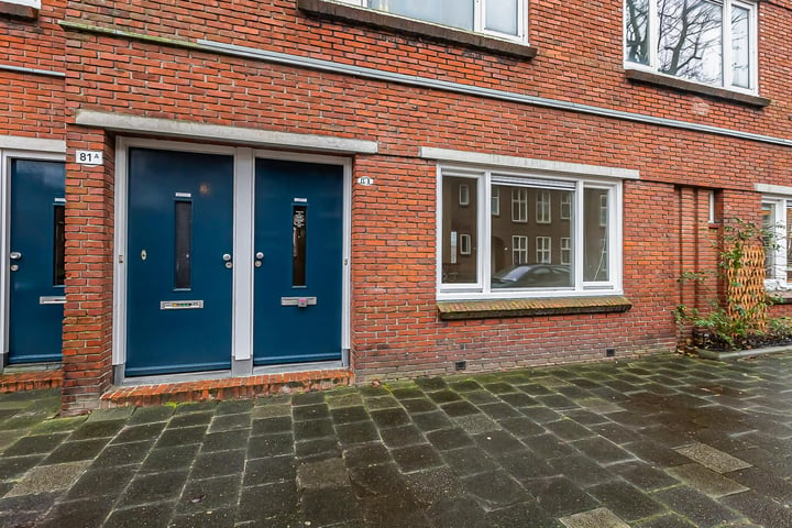 Bekijk foto 1 van Padangstraat 81