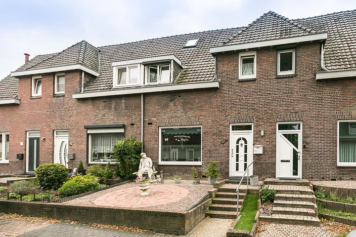 View photo 21 of Vijverstraat 33