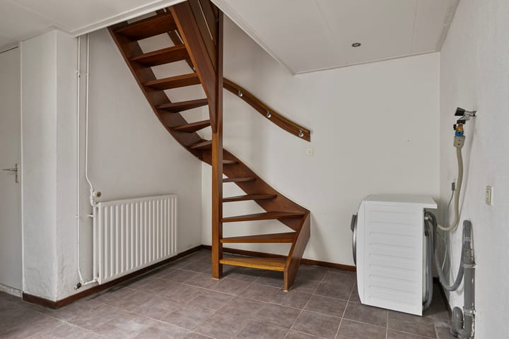 Foto 15 van Julianalaan 31