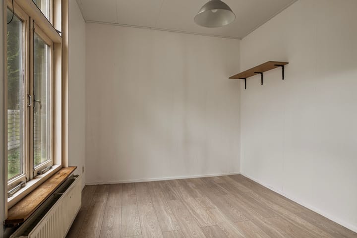 Foto 17 van Julianalaan 31