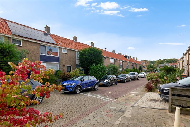 View photo of Margrietstraat 17