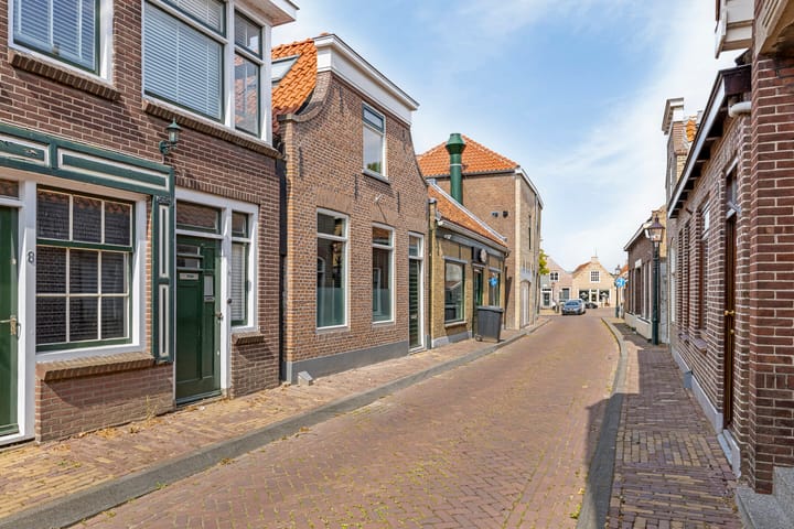 Foto 24 van Stationsweg 7