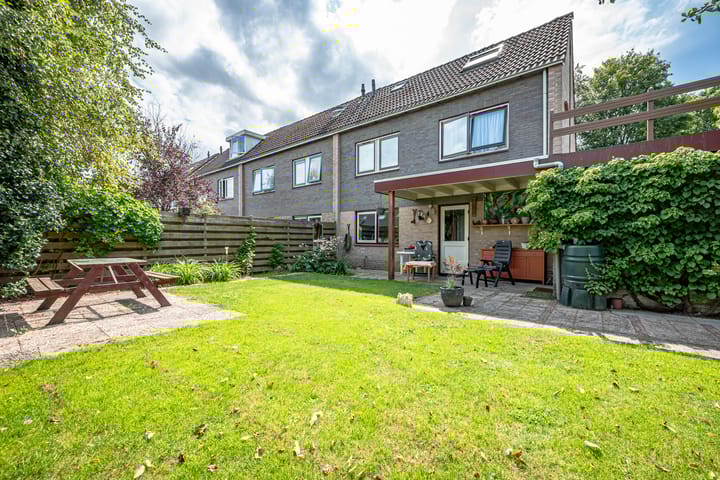 Foto 32 van Amazonestraat 1