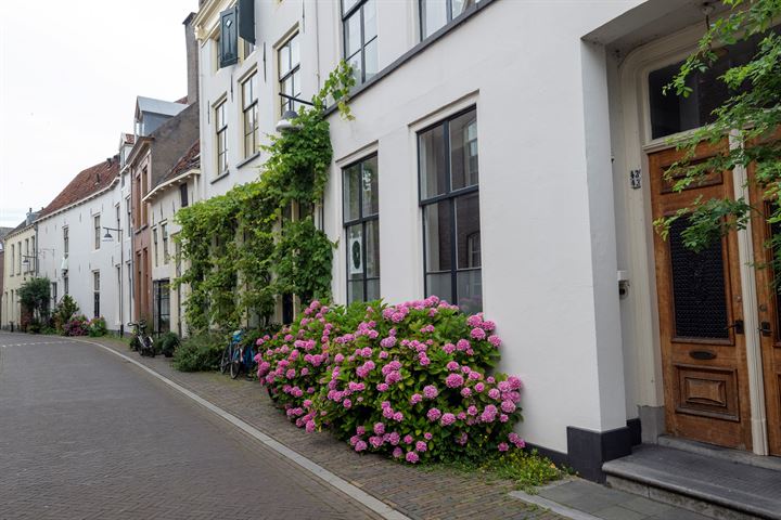 Bekijk foto 2 van Bornhovestraat 43