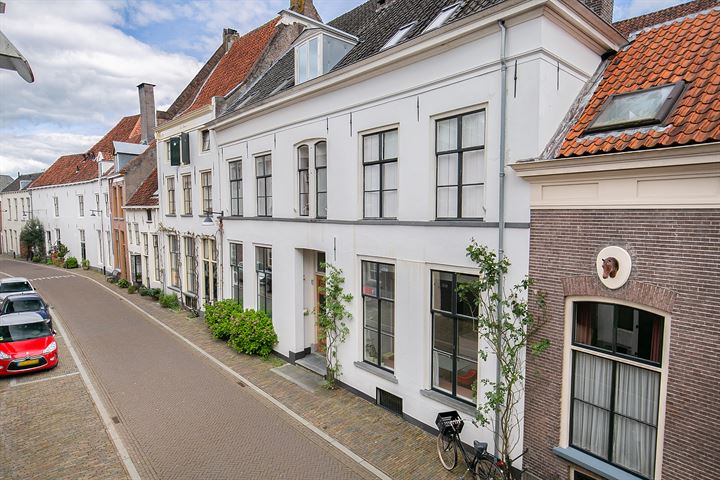 View photo 74 of Bornhovestraat 43