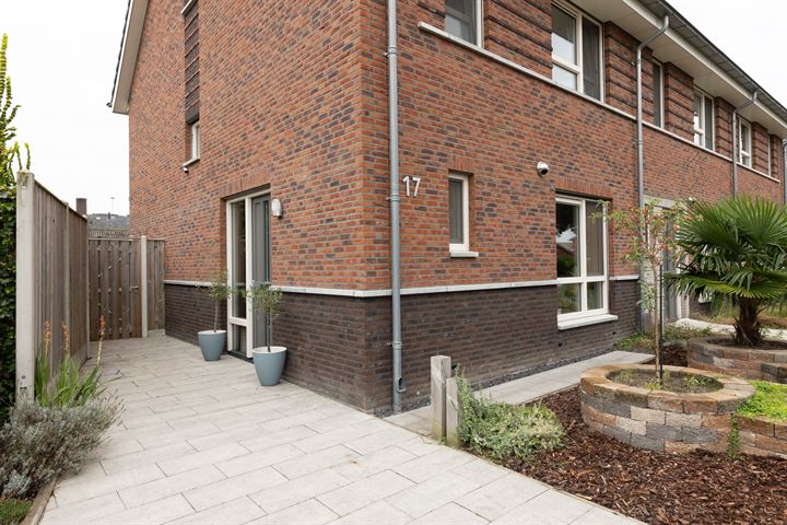 Bekijk foto 6 van Blaauwgeersstraat 17