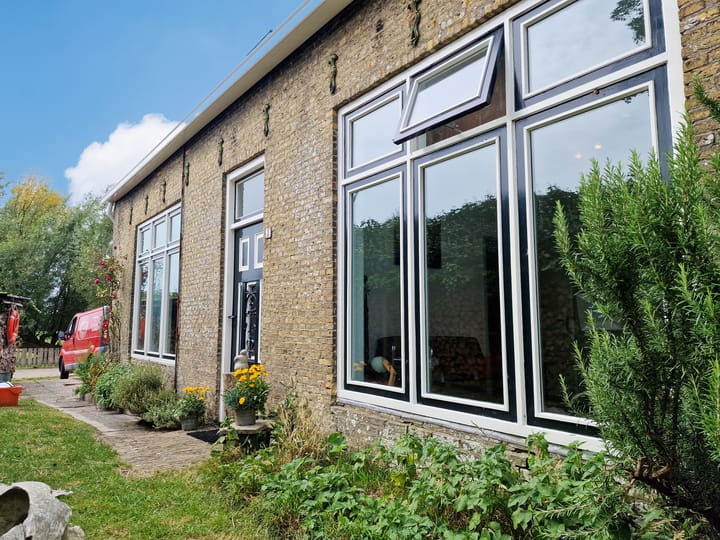 Photo 4 of Landerum 8