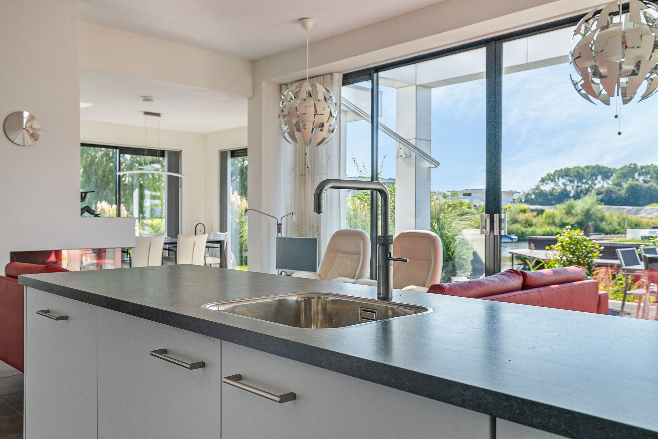 Foto 15 van Pluvierenweg 9-432