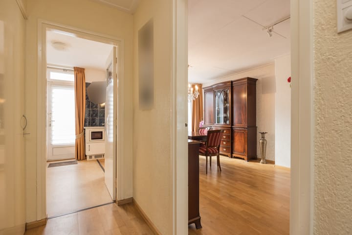 Foto 5 van van den Woudestraat 20