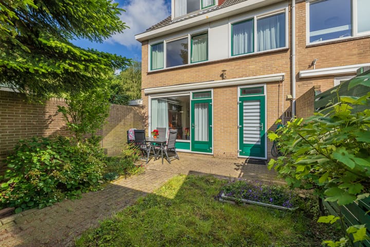 Foto 22 van van den Woudestraat 20