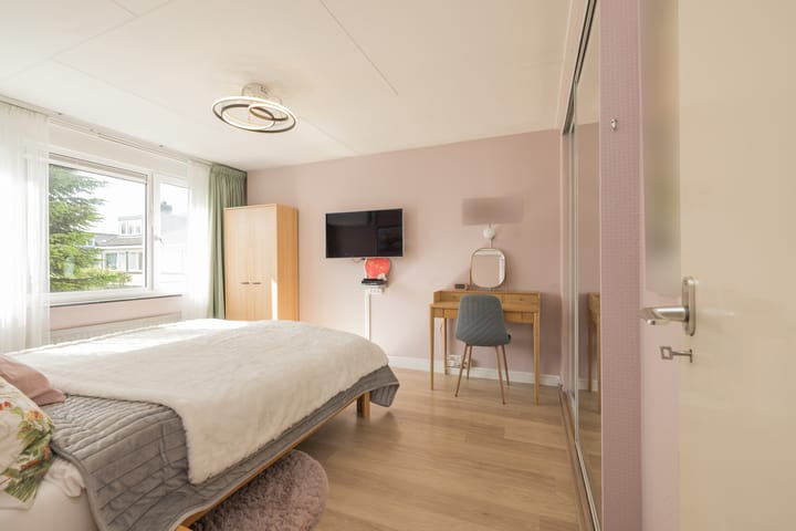 Foto 37 van van den Woudestraat 20