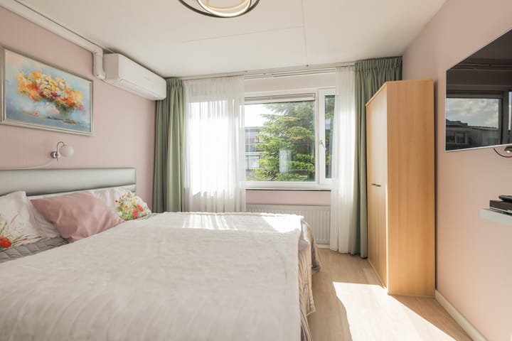 Foto 39 van van den Woudestraat 20