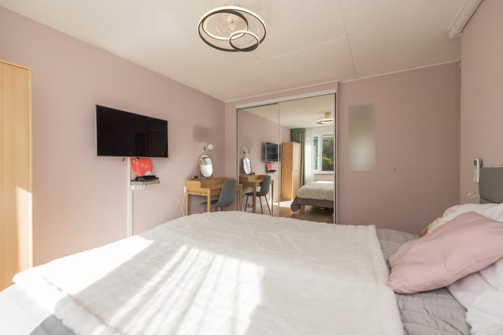 Foto 40 van van den Woudestraat 20