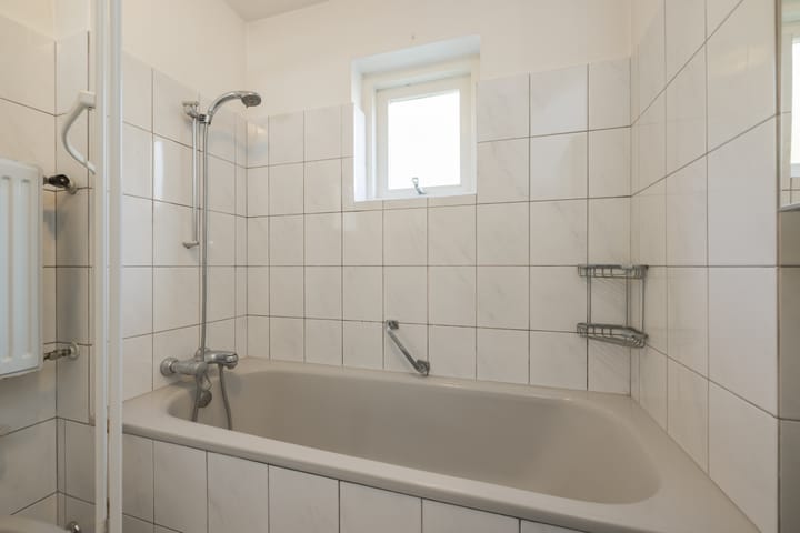 Foto 46 van van den Woudestraat 20