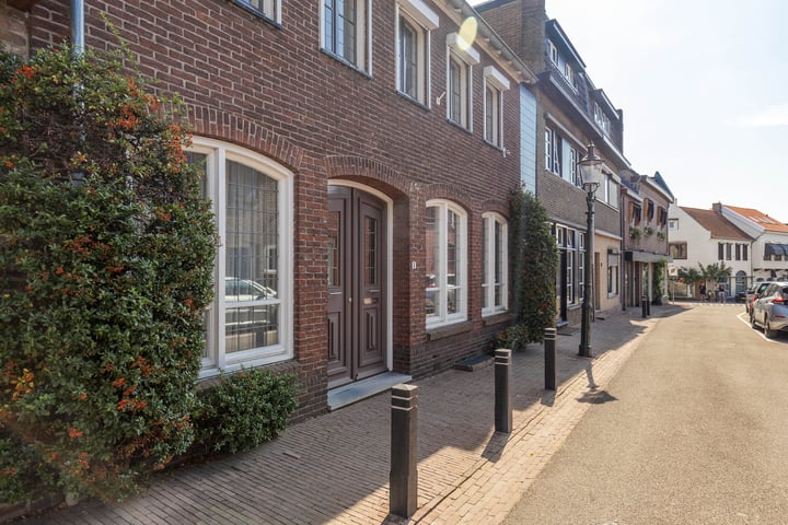 Bekijk foto 5 van Kruisstraat 8