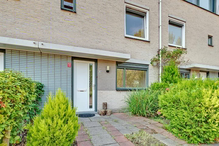 Photo 2 of Catharina van Renneslaan 59