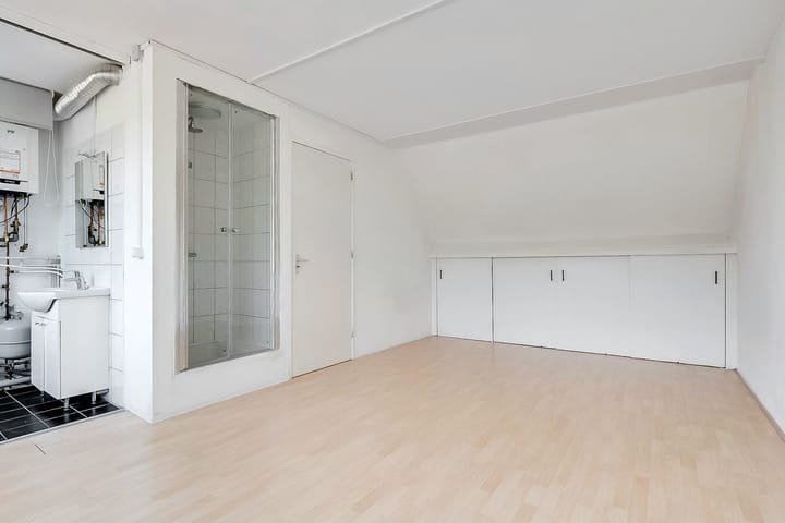 Photo 18 of Catharina van Renneslaan 59