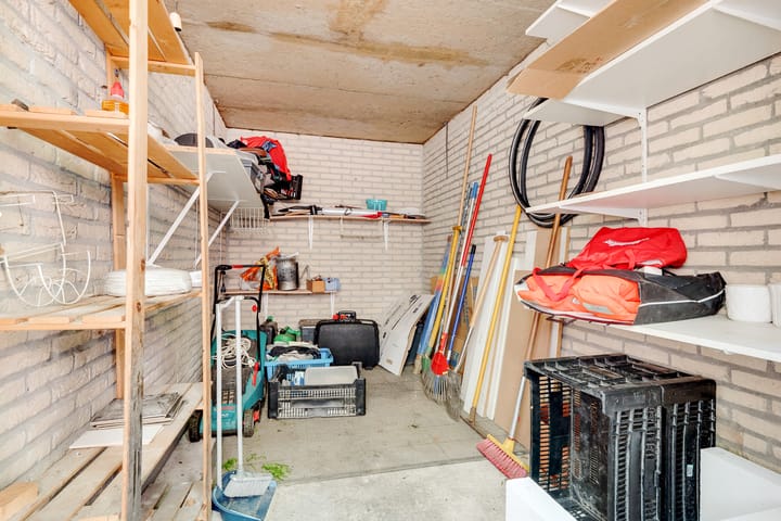 Photo 23 of Catharina van Renneslaan 59