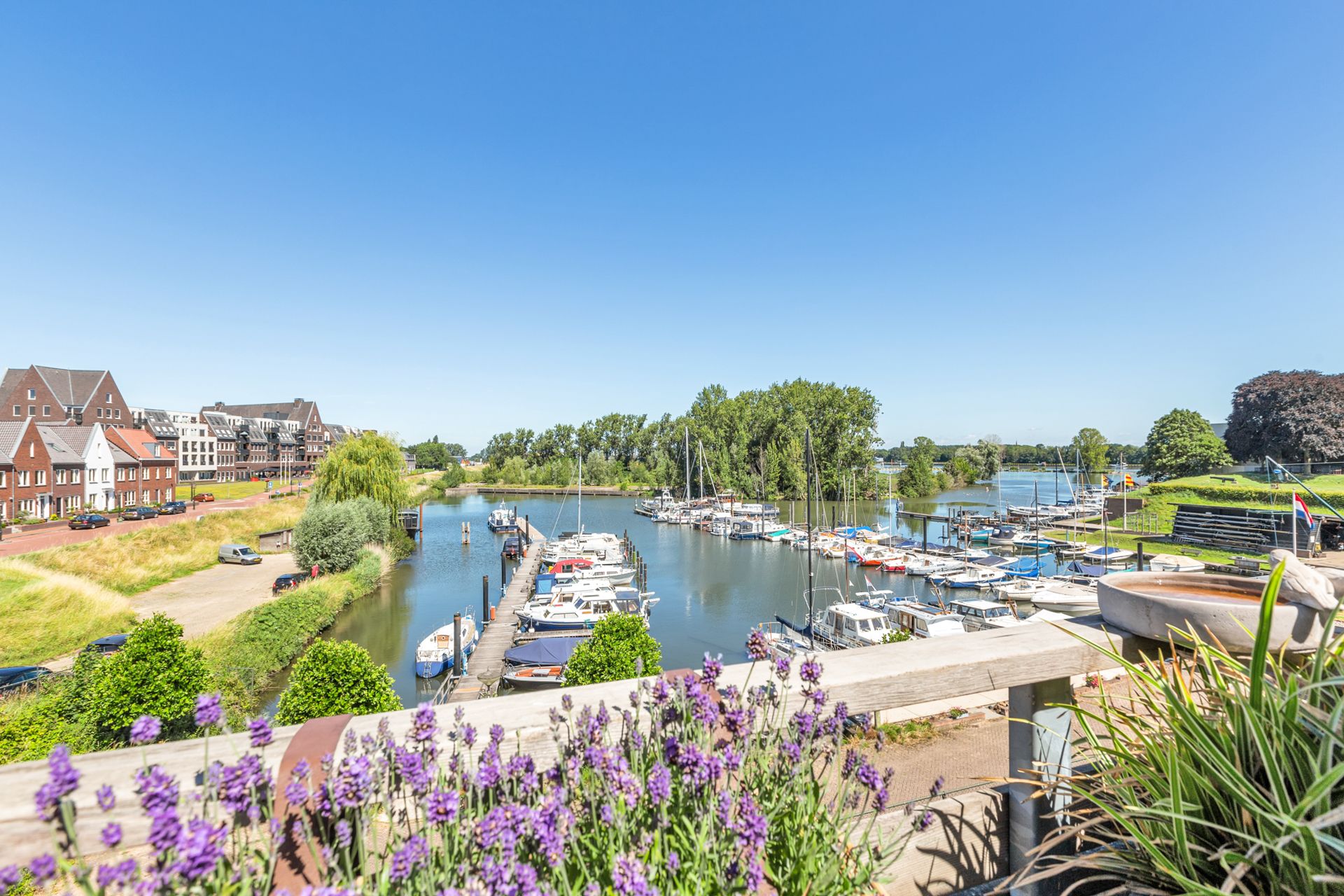 Foto 81 van van Steenhuijslaan 9