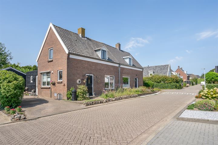 View photo 4 of Schoolstraat 41