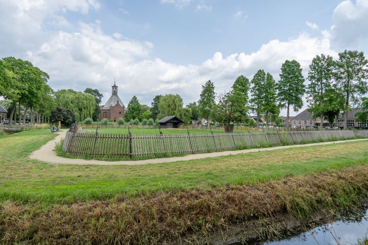 View photo 45 of Schoolstraat 41