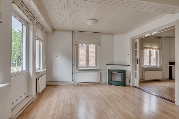 Photo 6 of Antoniuslaan 11