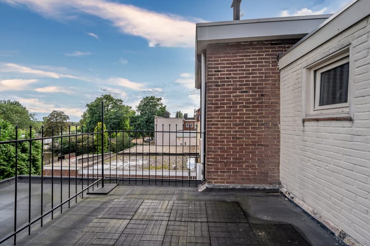 Photo 22 of Antoniuslaan 11