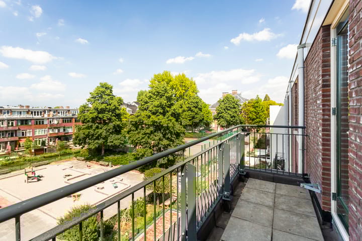 Photo 35 of Palestinastraat 137