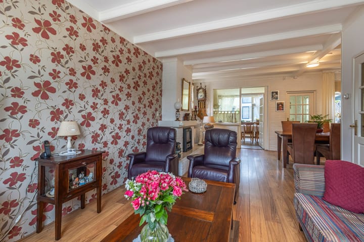 Photo 13 of Lozestoep 16